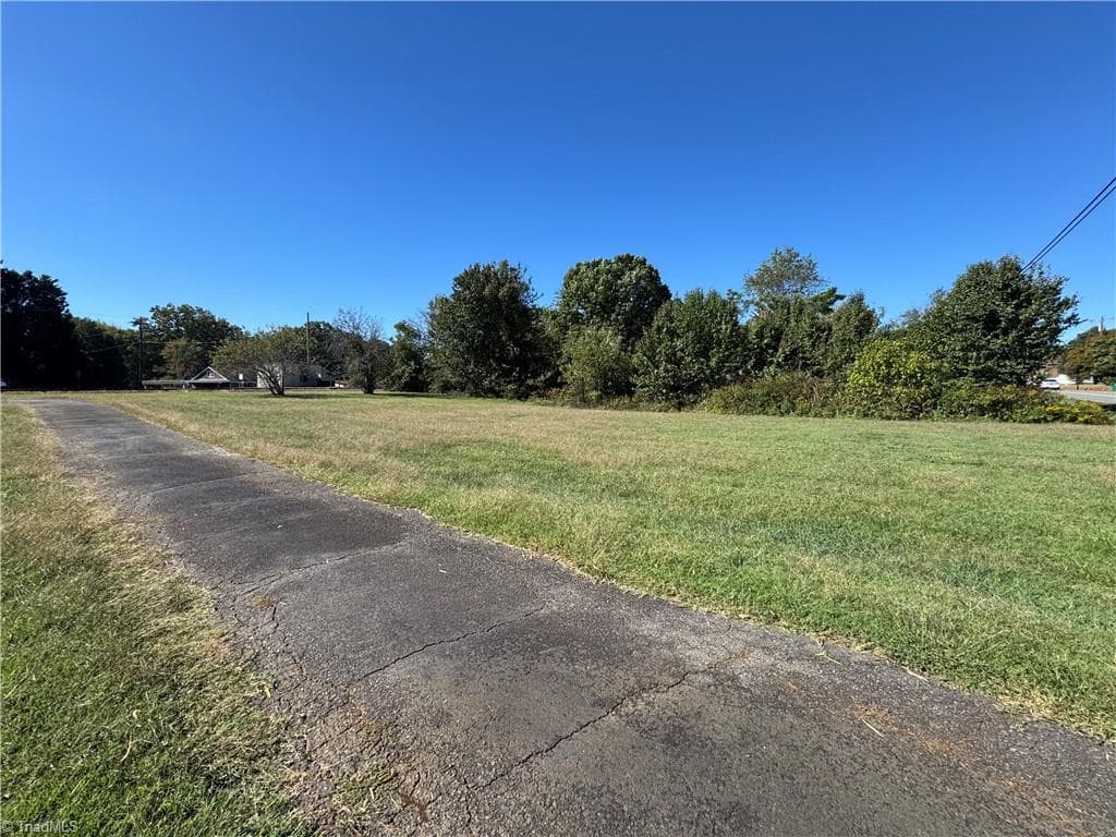 Stick/Site Built at 510 E King Street, King NC 27021, King, photo 11 of 92