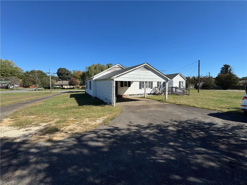 Stick/Site Built at 510 E King Street, King NC 27021, King, photo 31 of 92
