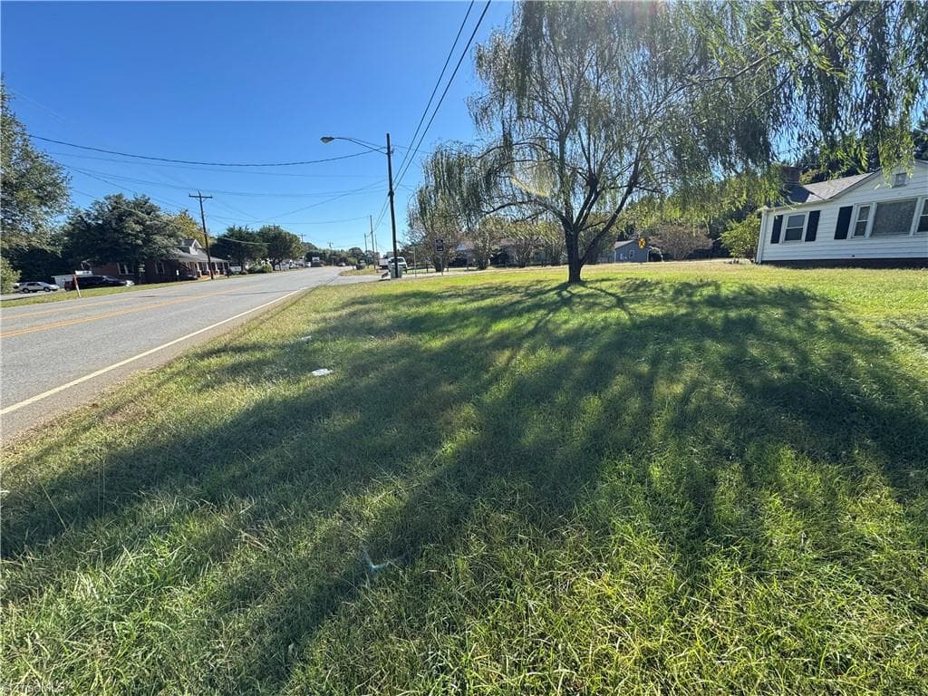 Stick/Site Built at 510 E King Street, King NC 27021, King, photo 13 of 92