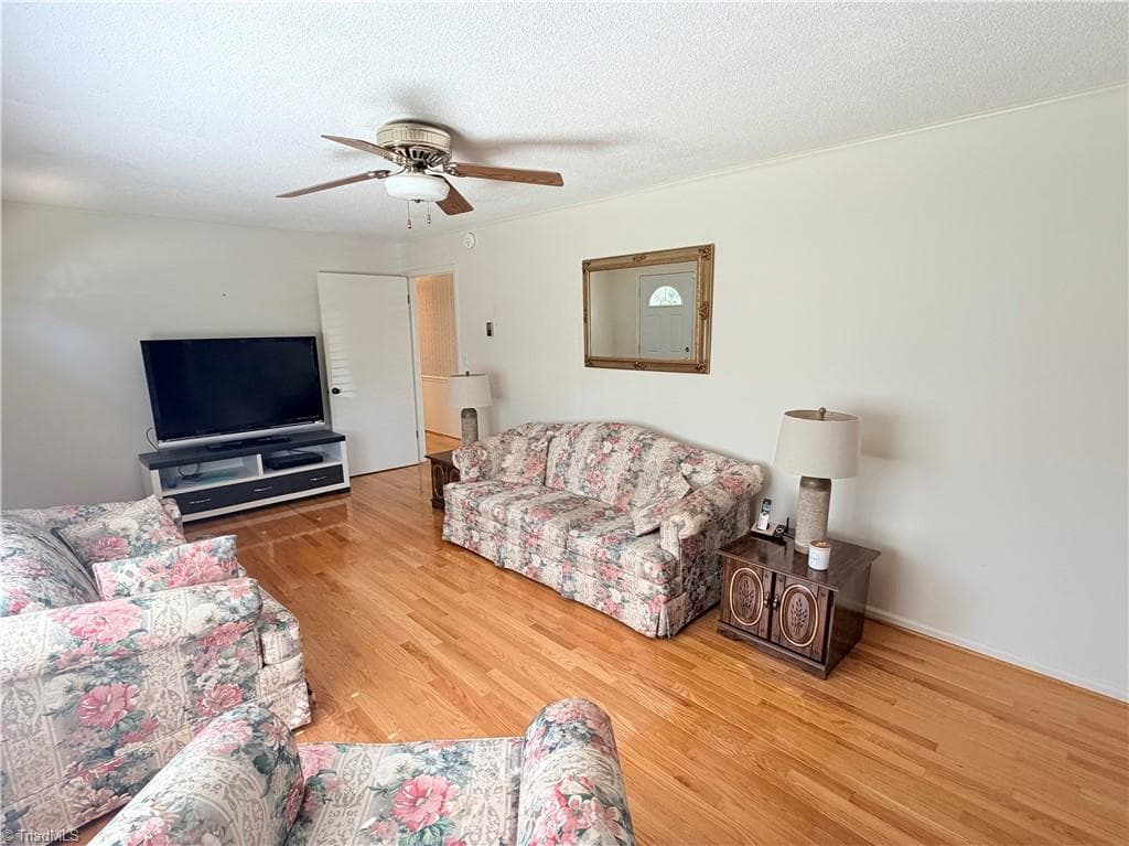 Stick/Site Built at 418 Cloverdale Lane, Wilkesboro NC 28697, Wilkesboro, photo 19 of 62