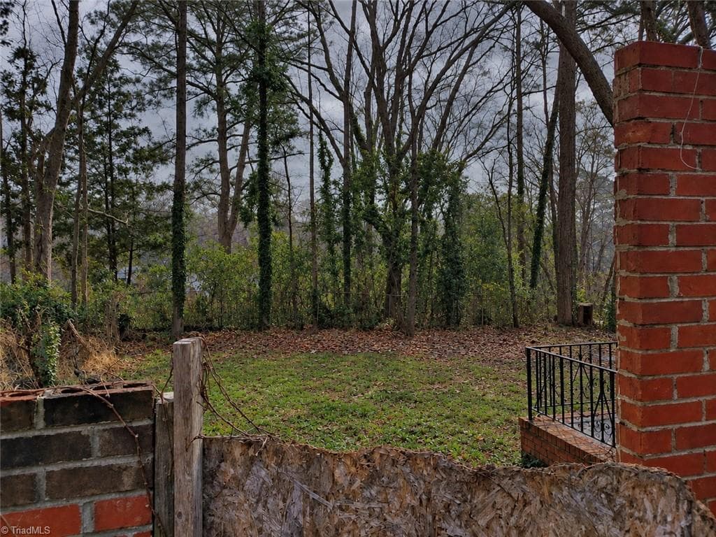 Stick/Site Built at 217 S Grove Avenue, Rockingham NC 28379, Rockingham, photo 5 of 18