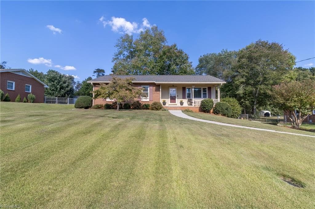 Stick/Site Built at 7541 Pine Trails Road, Pfafftown NC 27040, Pfafftown, photo 2 of 30