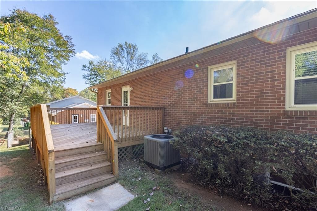 Stick/Site Built at 7541 Pine Trails Road, Pfafftown NC 27040, Pfafftown, photo 28 of 30