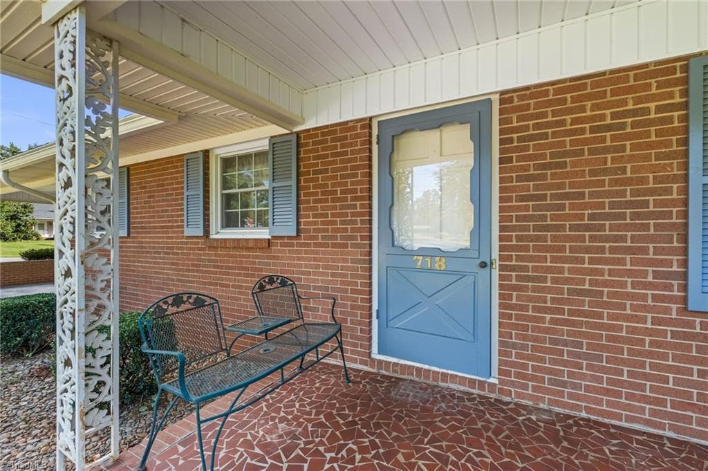 Stick/Site Built at 718 Corjon Street, Kernersville NC 27284, Kernersville, photo 5 of 78