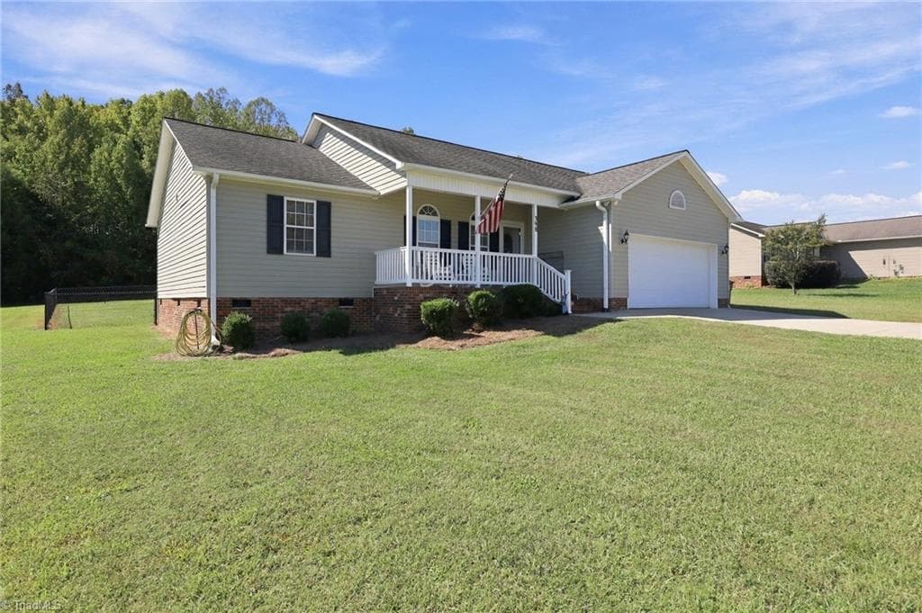 Stick/Site Built at 398 Goldenrod Lane, Lexington NC 27295, Lexington, photo 7 of 84