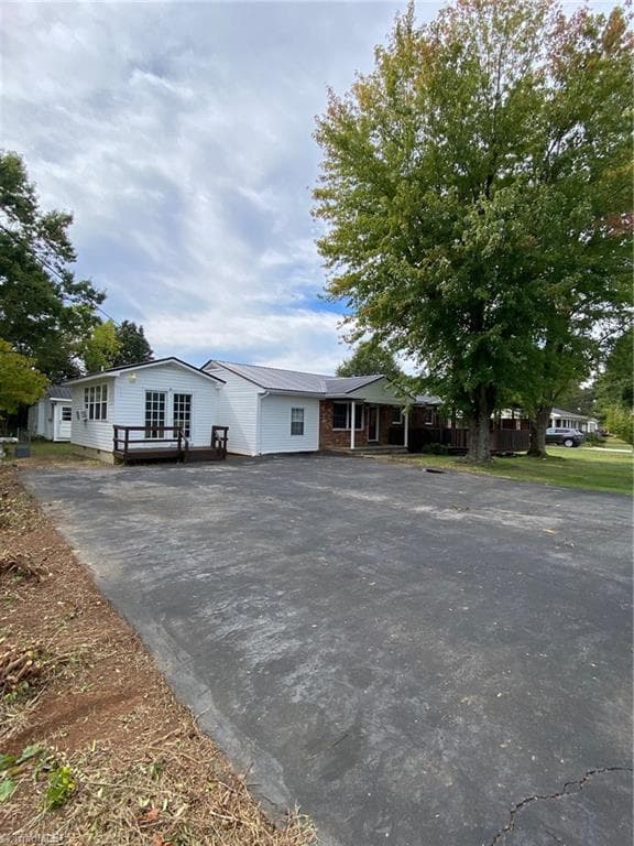 6960 Nc Highway 700, Ruffin NC 27326