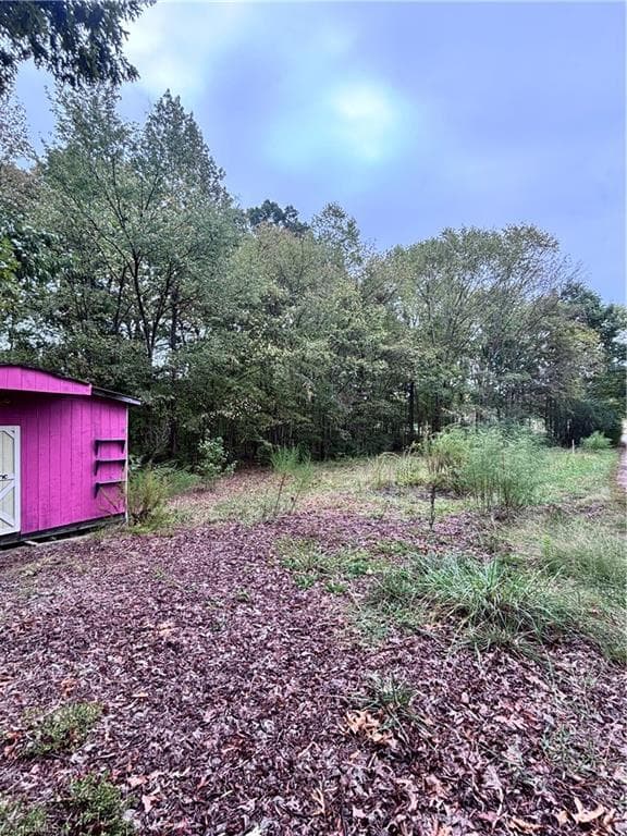 Single Family Residence at 480 Denton Road, Denton NC 27239, Denton, photo 7 of 9