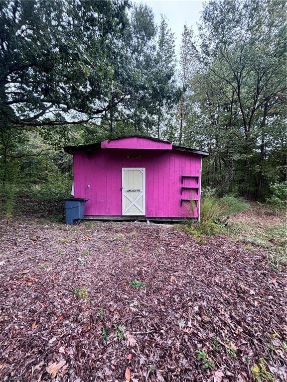 Single Family Residence at 480 Denton Road, Denton NC 27239, Denton, photo 3 of 9