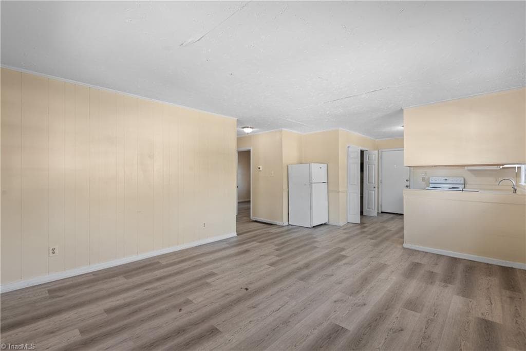Duplex at 1610 Brockett Avenue, High Point NC 27260, High Point, photo 11 of 52