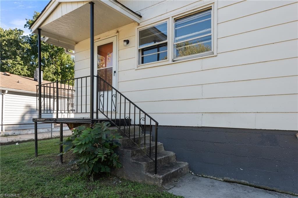 Duplex at 1610 Brockett Avenue, High Point NC 27260, High Point, photo 51 of 52