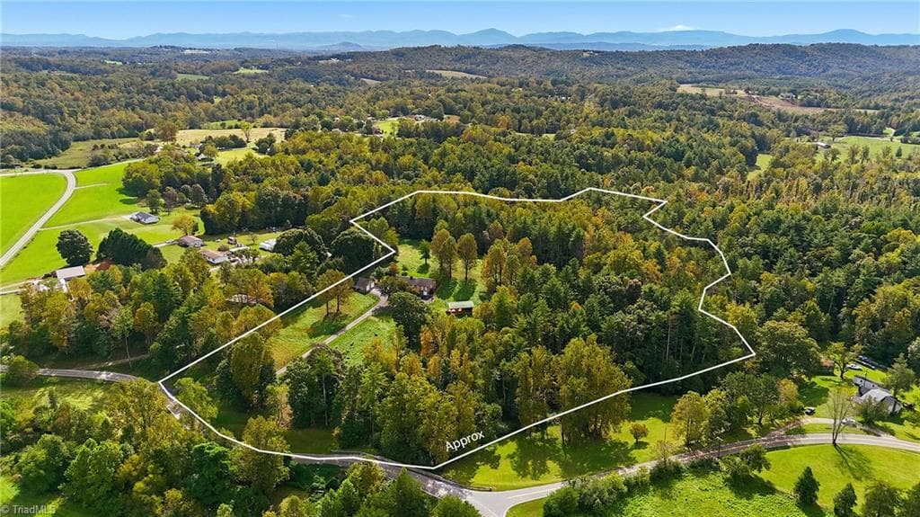 Stick/Site Built at 1167 New Hope Road, Purlear NC 28665, Purlear, photo 41 of 50