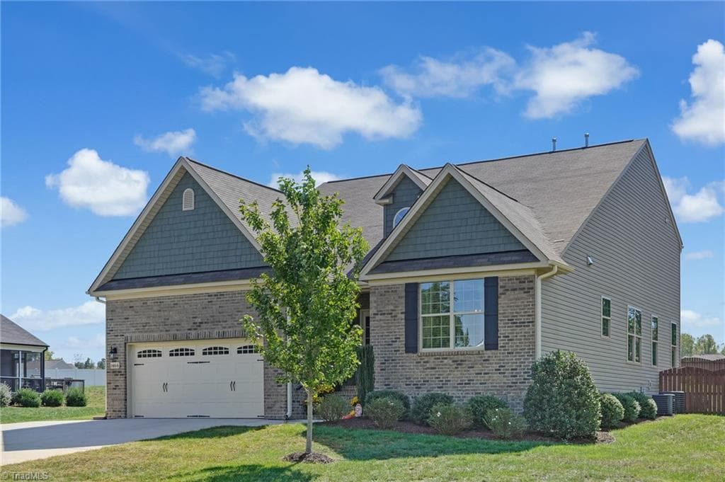 Stick/Site Built at 1466 Kernodle Landing Drive, Burlington NC 27217, photo 2 of 50