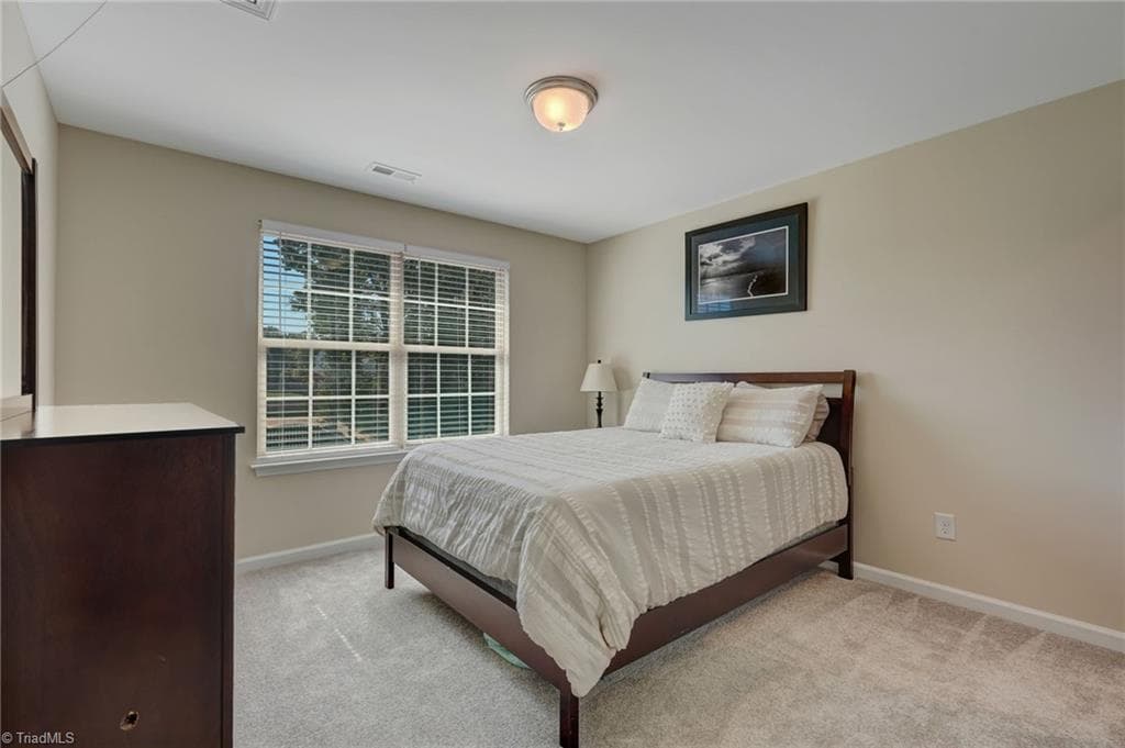 Bright and inviting space ready to make your own - 1466 Kernodle Landing Drive, Burlington NC 27217, Burlington