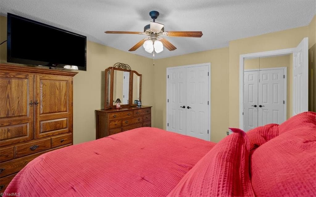 Stick/Site Built at 4200 Brentonshire Lane, High Point NC 27265, High Point, photo 77 of 98