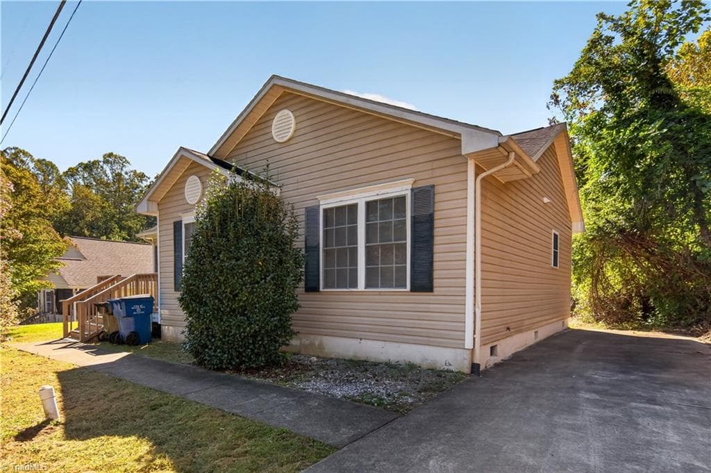 Stick/Site Built at 203 Jones School Road, Mount Airy NC 27030, Mount Airy, photo 2 of 21
