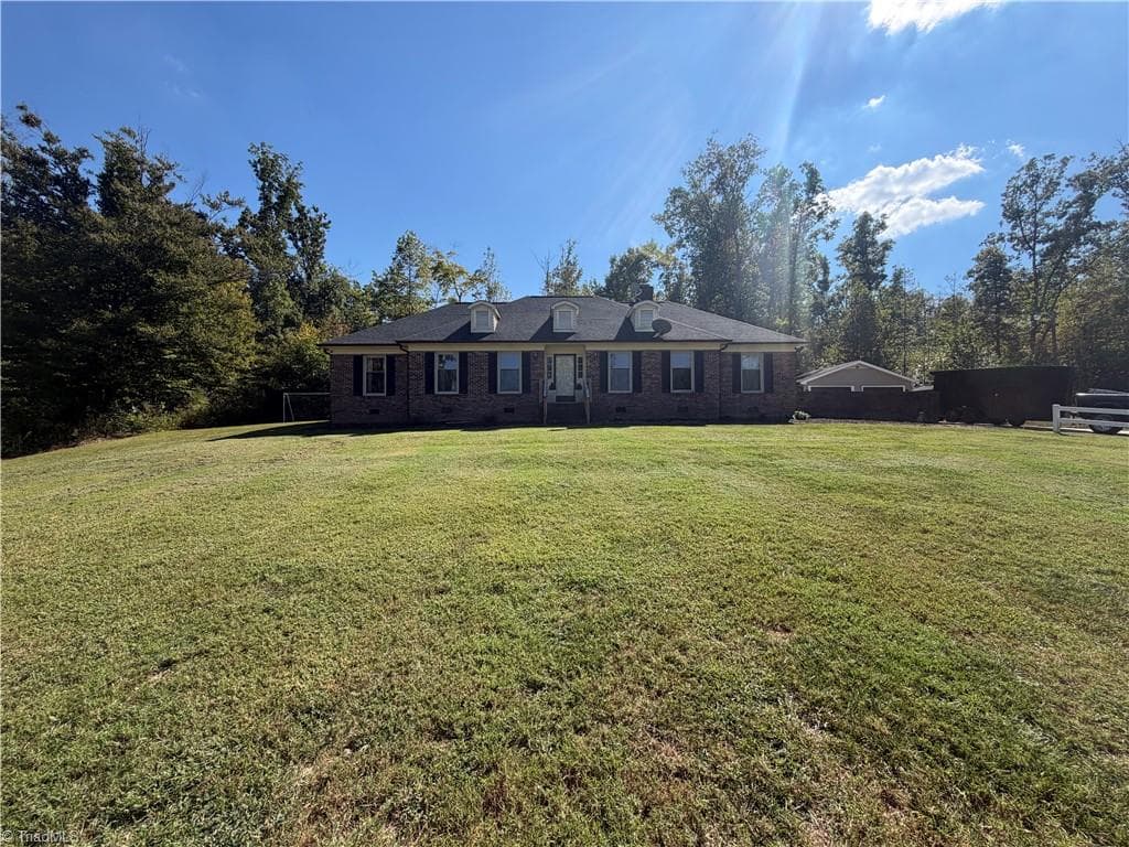 1125 Adams Ridge Road, Walnut Cove NC 27052