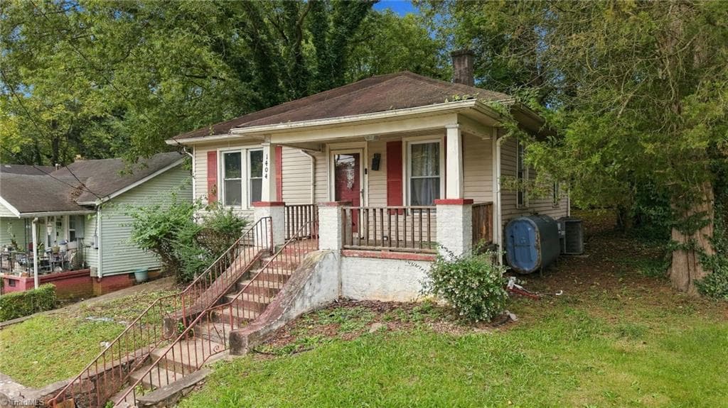 Stick/Site Built at 1404 Gholson Avenue, Winston-Salem NC 27107, Winston-Salem, photo 3 of 40