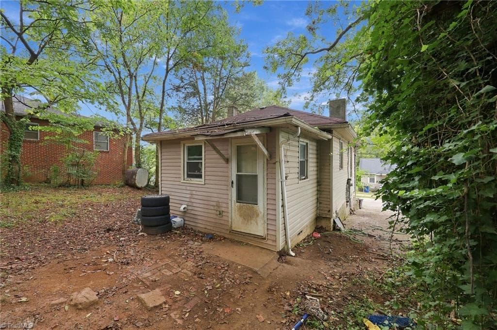 Stick/Site Built at 1404 Gholson Avenue, Winston-Salem NC 27107, Winston-Salem, photo 37 of 40