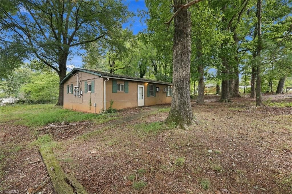 Stick/Site Built at 635 Voss Street, Winston-Salem NC 27105, Winston-Salem, photo 25 of 56