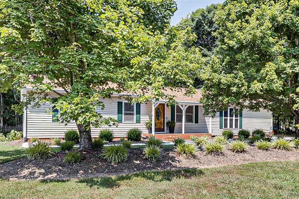 835 Pearleman Teague Road, Siler City NC 27344