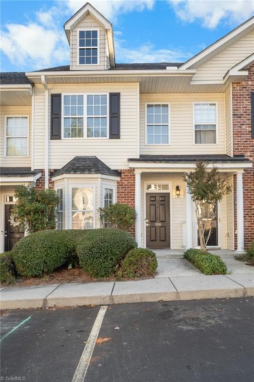 108 Humberside Drive, Kernersville NC 27284
