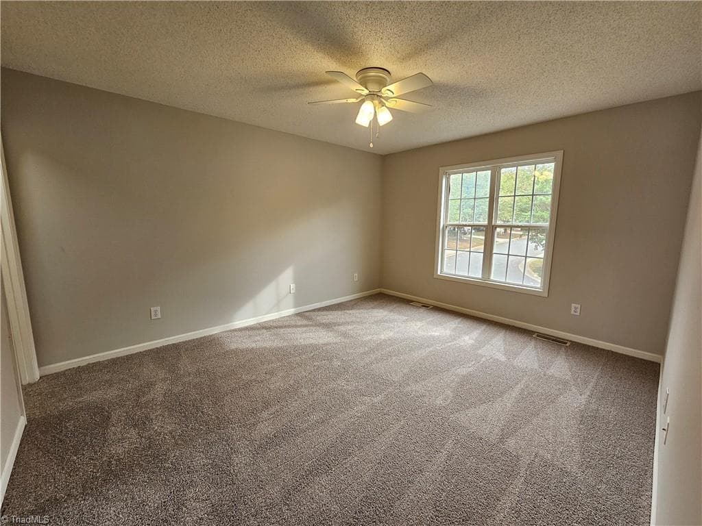 Stick/Site Built at 165 Cameron Way Circle, Winston-Salem NC 27103, Winston-Salem, photo 3 of 16