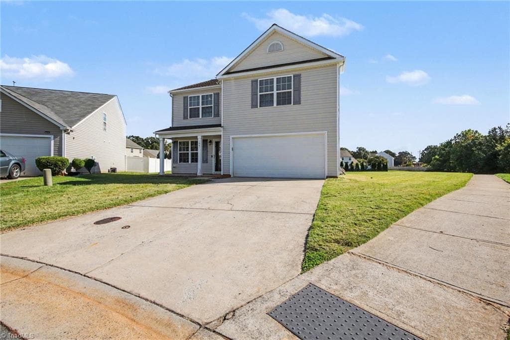 Stick/Site Built at 3996 Foliage Drive, Winston-Salem NC 27101, Winston-Salem, photo 7 of 28
