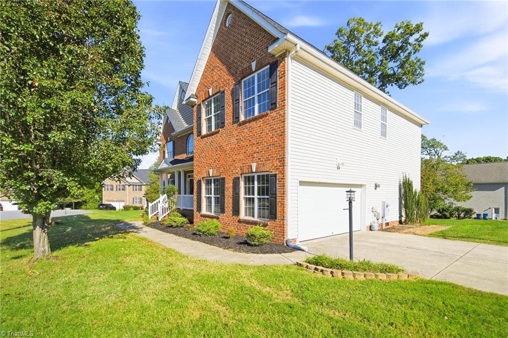 Stick/Site Built at 7620 Sterlingshire Drive, Greensboro NC 27409, Greensboro, photo 5 of 41