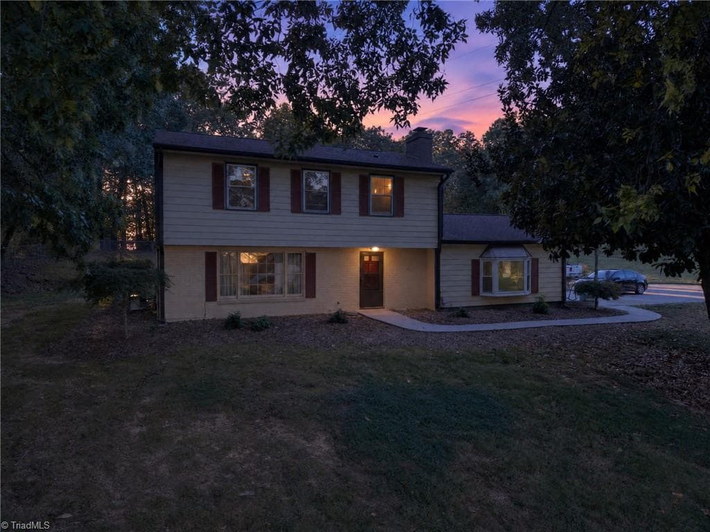 Stick/Site Built at 3415 Langdale Drive, High Point NC 27265, High Point, photo 3 of 62