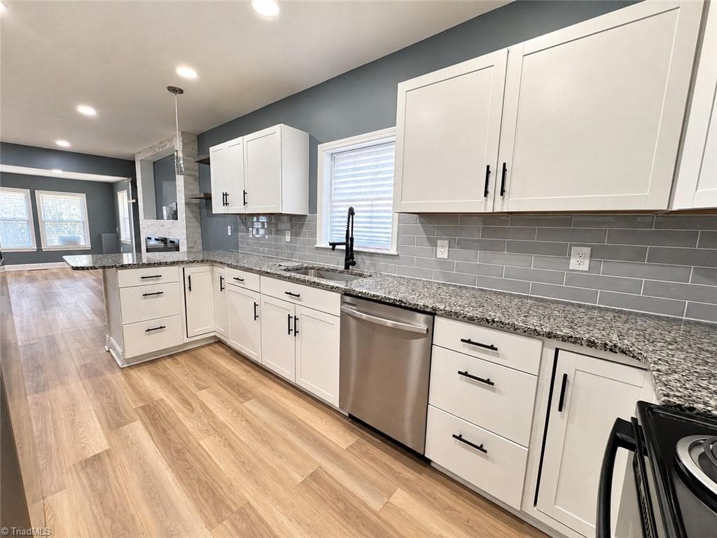 Stick/Site Built at 113 Briggs Place, High Point NC 27262, High Point, photo 19 of 56