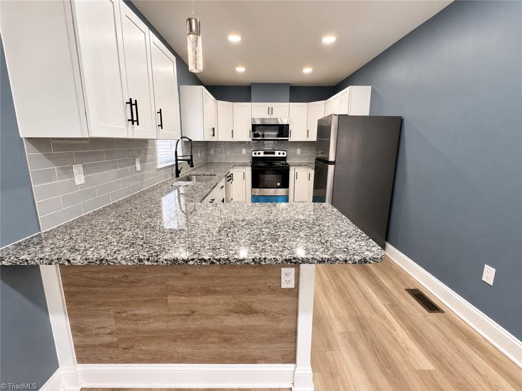 Stick/Site Built at 113 Briggs Place, High Point NC 27262, High Point, photo 15 of 56