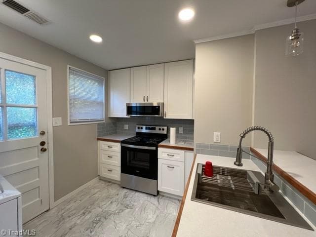 Condo/Townhouse at 1803 Villa Drive, Greensboro NC 27403, photo 6 of 16