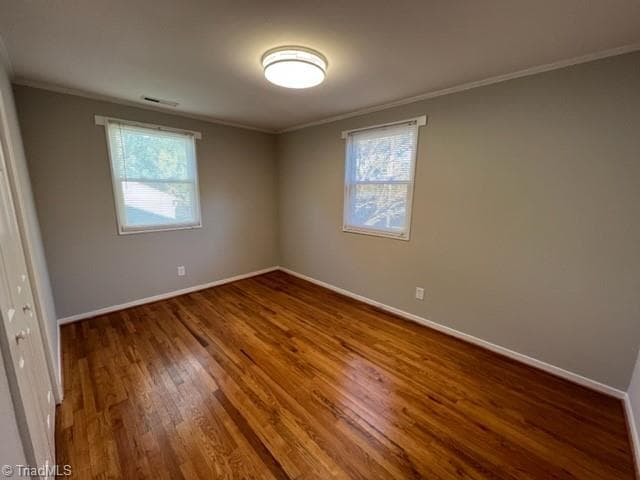 Condo/Townhouse at 1803 Villa Drive, Greensboro NC 27403, photo 9 of 16