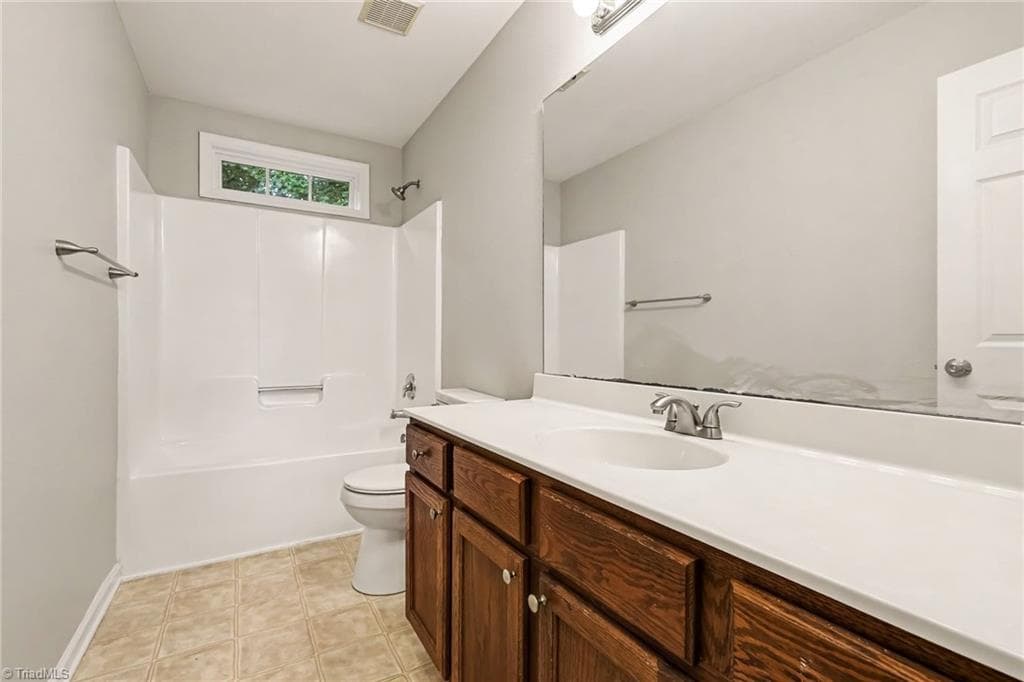Stick/Site Built at 280 Northoaks Drive, Winston-Salem NC 27105, Winston-Salem, photo 31 of 36