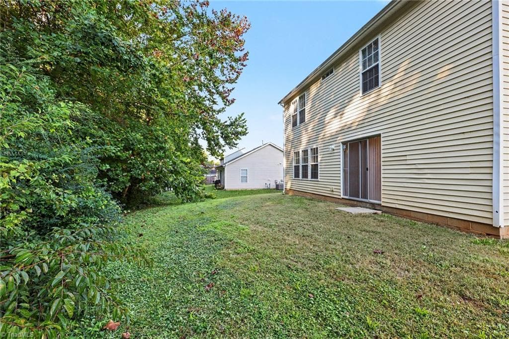 Stick/Site Built at 280 Northoaks Drive, Winston-Salem NC 27105, Winston-Salem, photo 35 of 36