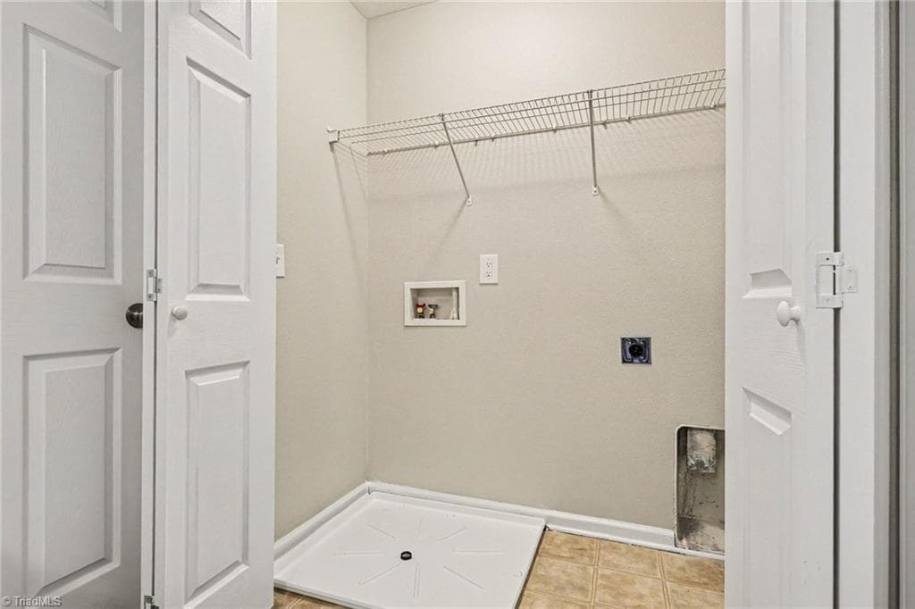 Stick/Site Built at 280 Northoaks Drive, Winston-Salem NC 27105, Winston-Salem, photo 29 of 36