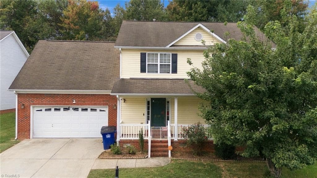Stick/Site Built at 3800 Heather View Lane, Winston-Salem NC 27127, Winston-Salem, photo 3 of 38
