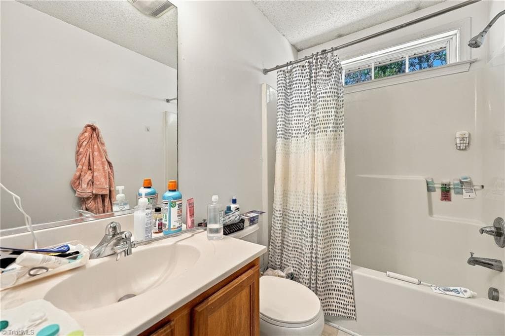 Stick/Site Built at 3800 Heather View Lane, Winston-Salem NC 27127, Winston-Salem, photo 17 of 38
