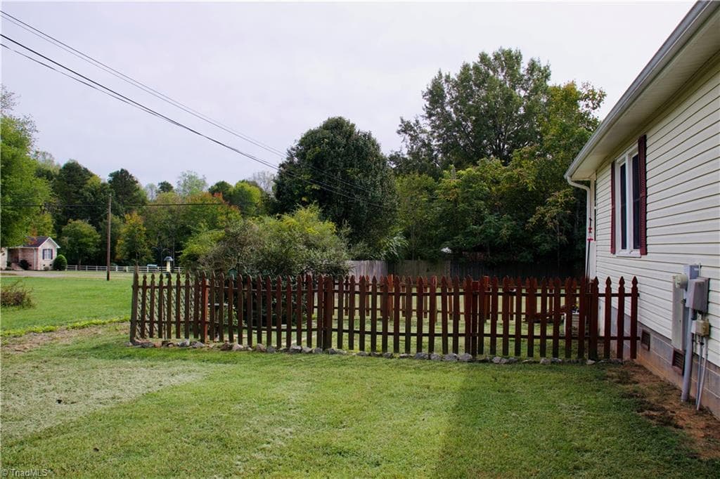 Stick/Site Built at 2033 Scalesville Road, Summerfield NC 27358, Summerfield, photo 3 of 10