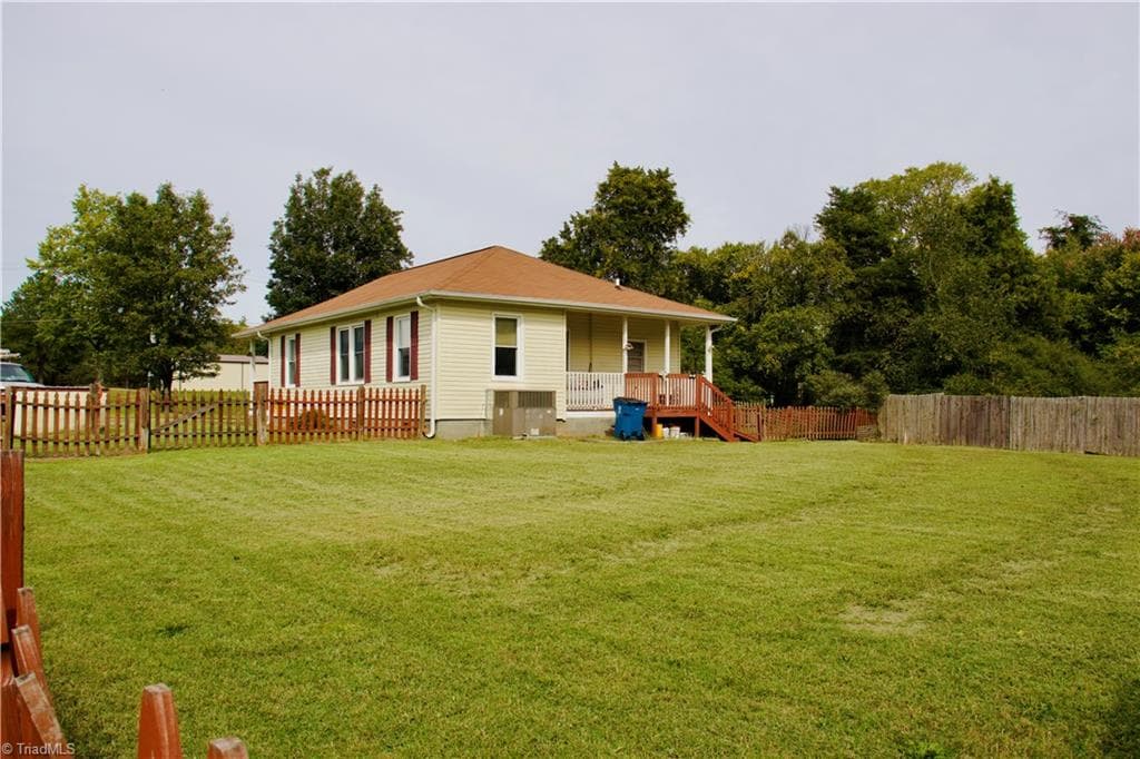 Stick/Site Built at 2033 Scalesville Road, Summerfield NC 27358, Summerfield, photo 8 of 10