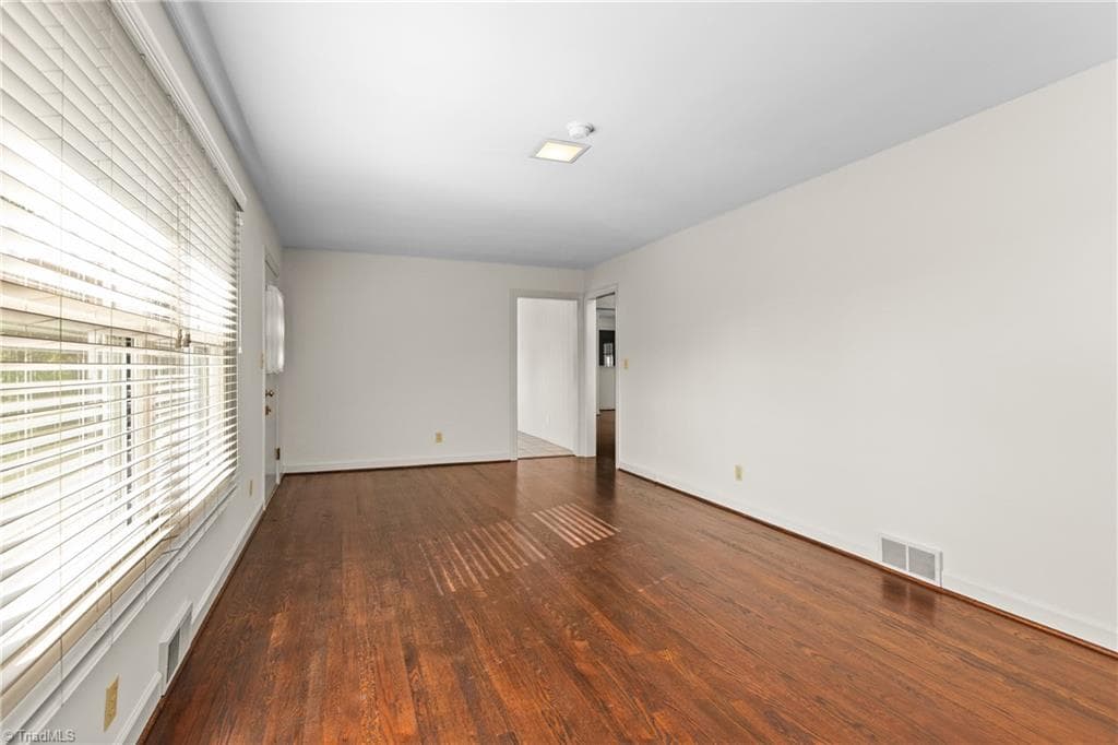Stick/Site Built at 7379 Old Lexington Road, Winston-Salem NC 27107, Winston-Salem, photo 6 of 34