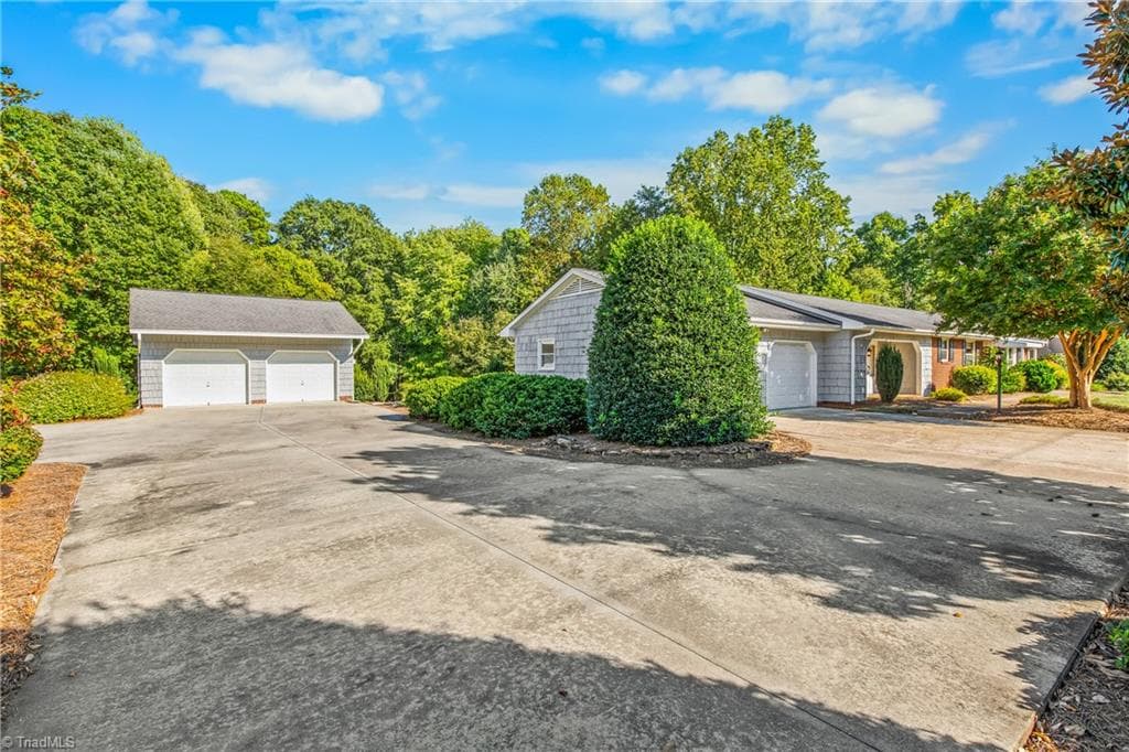 Stick/Site Built at 7379 Old Lexington Road, Winston-Salem NC 27107, Winston-Salem, photo 32 of 34