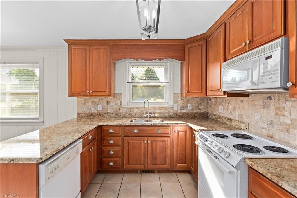 Stick/Site Built at 7379 Old Lexington Road, Winston-Salem NC 27107, Winston-Salem, photo 10 of 34