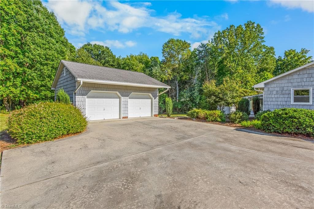 Stick/Site Built at 7379 Old Lexington Road, Winston-Salem NC 27107, Winston-Salem, photo 33 of 34
