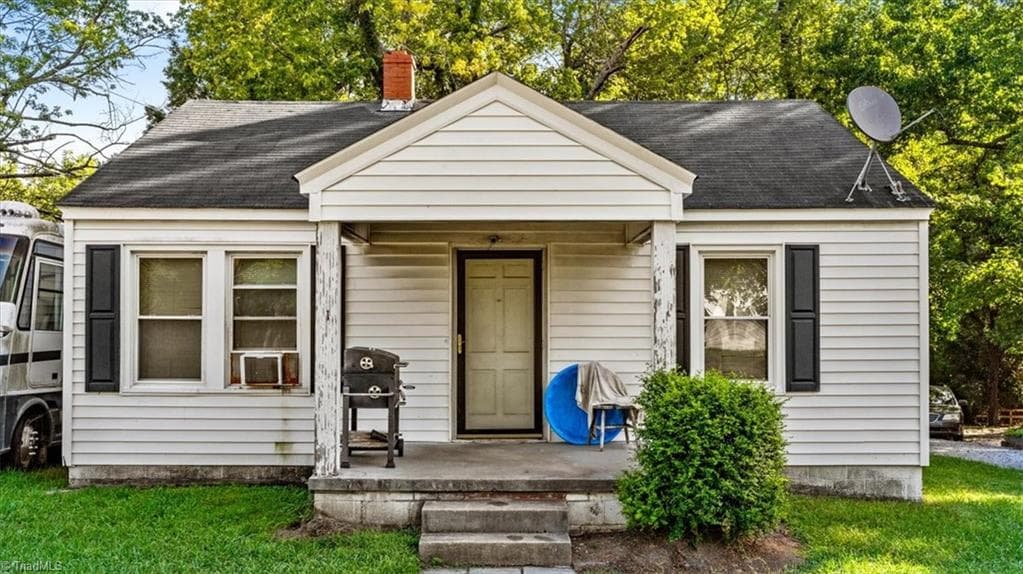 1813 Willora Street, Greensboro NC 27406