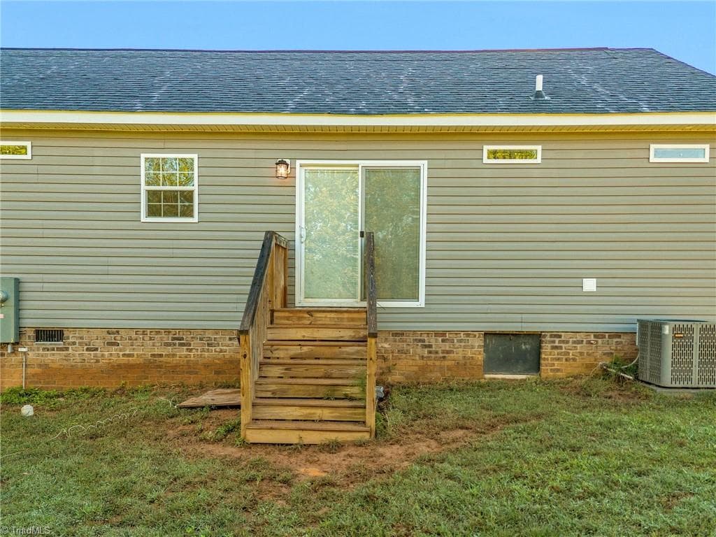 Stick/Site Built at 263 Bagley Springs Road, Ronda NC 28670, photo 9 of 37