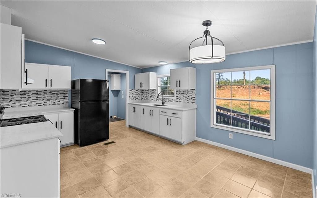 Manufactured Home at 5754 Zelma Boulevard, Archdale NC 27263, Archdale, photo 5 of 48