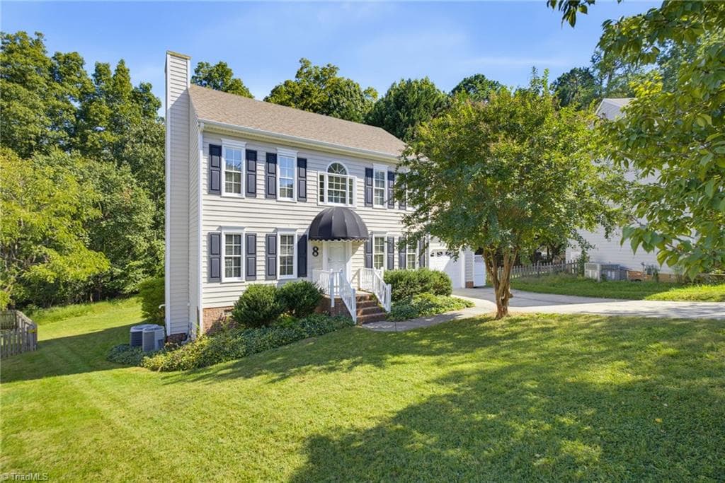 8 Cardwell Point, Greensboro NC 27407