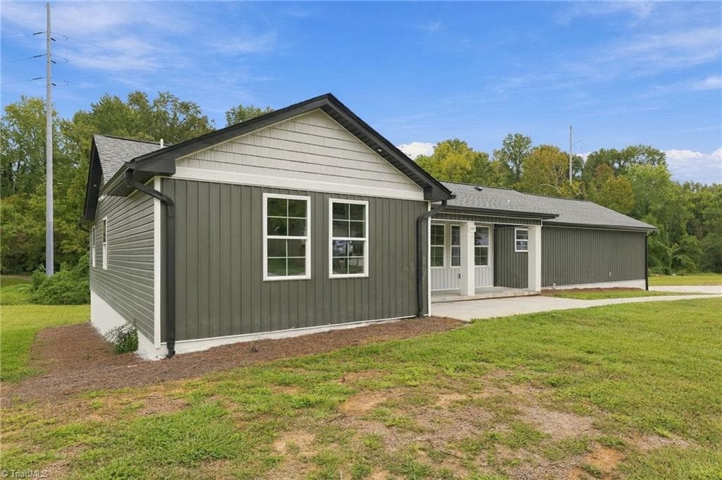 Stick/Site Built at 1524 Mcguinn Drive, High Point NC 27262, High Point, photo 3 of 84