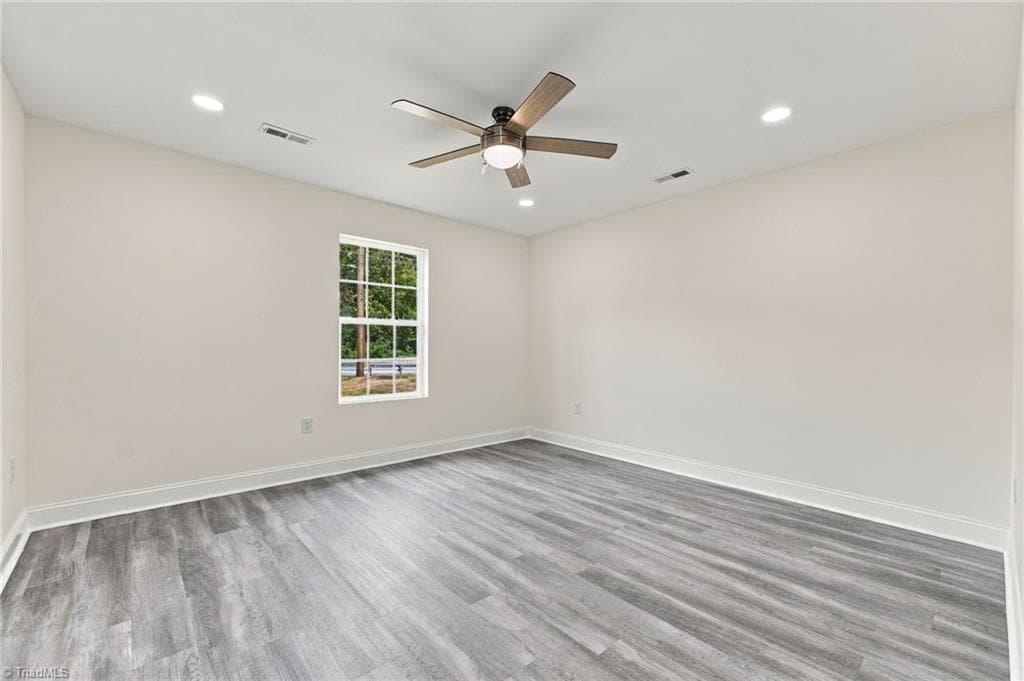 bedroom #4 with private bathroom - 1524 Mcguinn Drive, High Point NC 27262, High Point